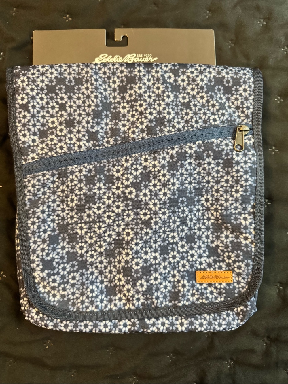 Eddie Bauer Navy Floral crossbody purse
